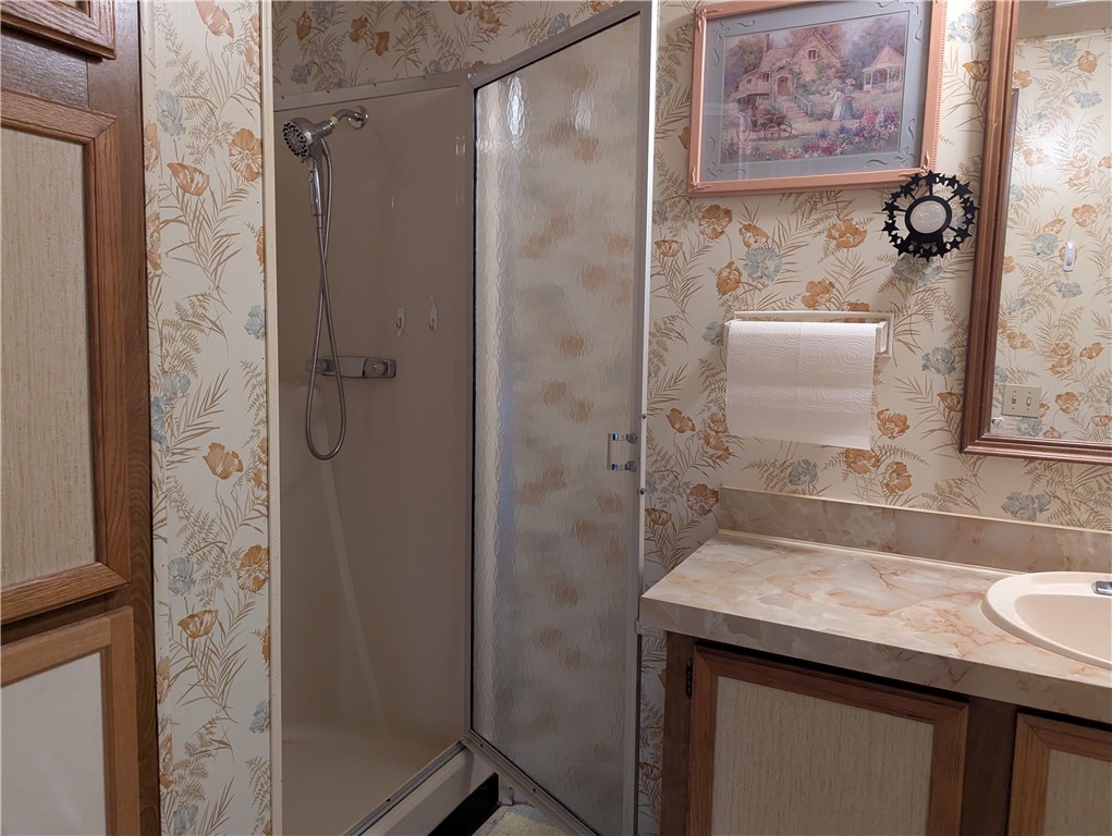 14 Edgewood Drive Ridgeway, NY 14103 - Photo 12 of 15