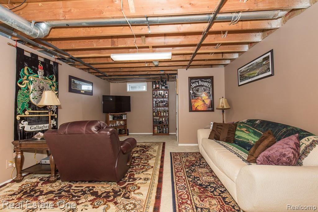 2392 Pleasant View Drive Rochester Hills, MI 48306 - Photo 26 of 39