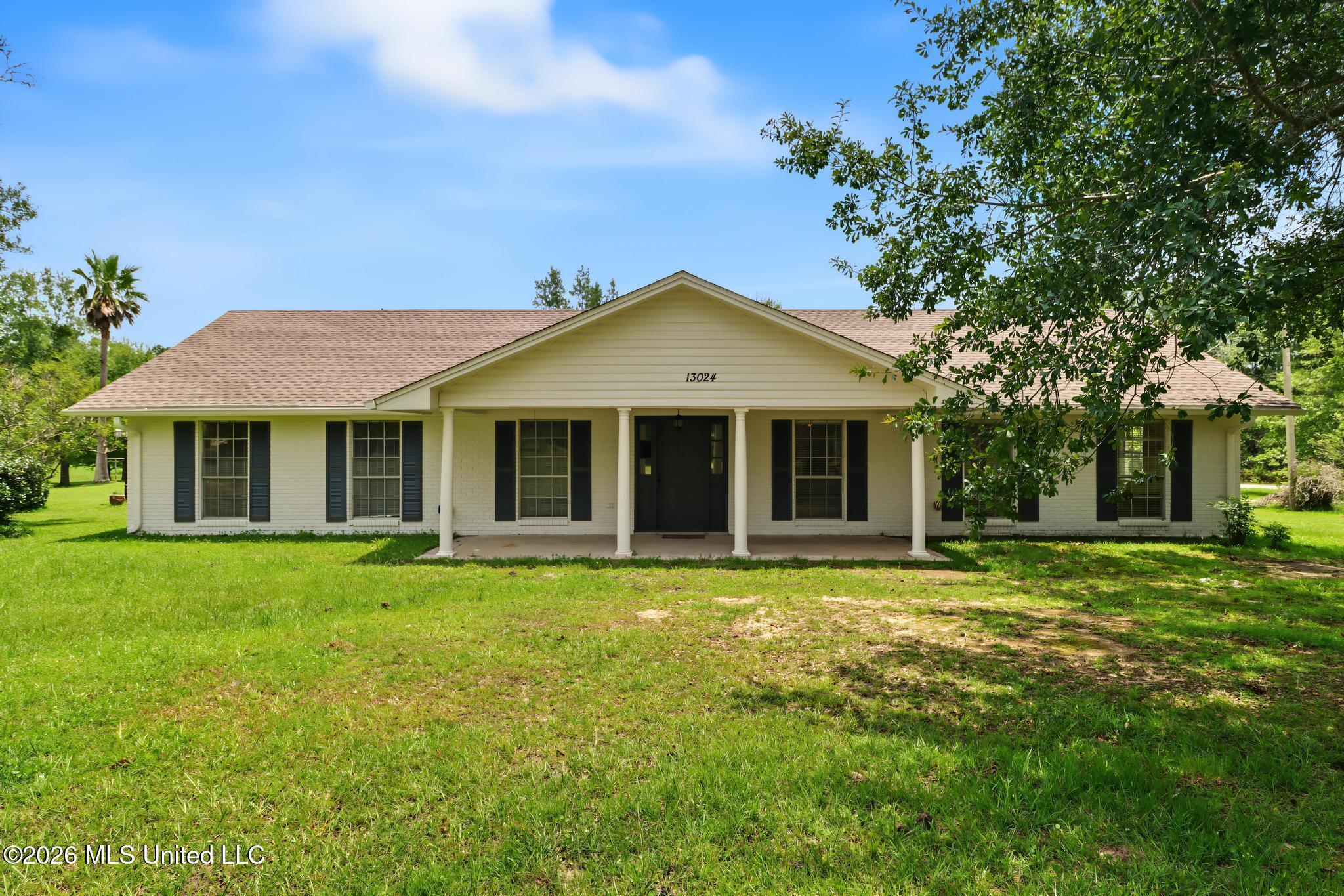 13024 County Farm Road Gulfport, MS 39503 - Photo 2 of 22 IMG_9114