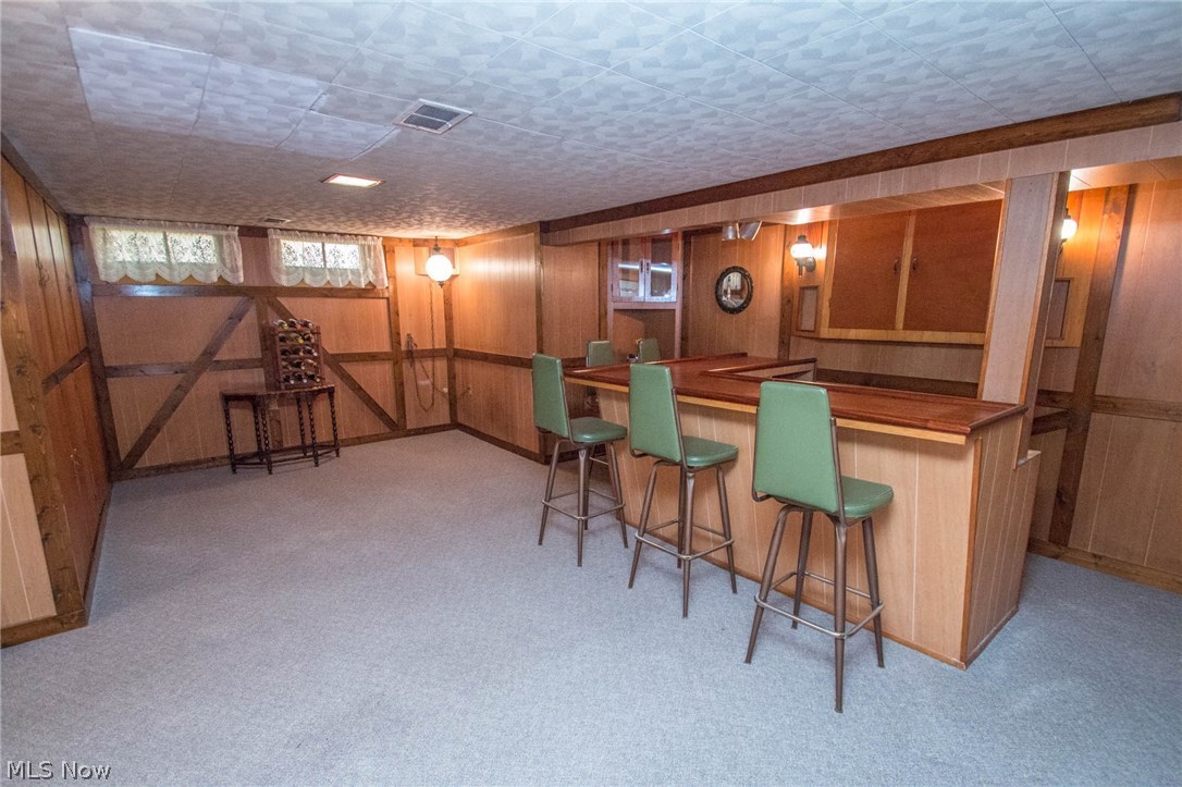 200 Ridgeview Drive Independence, OH 44131 - Photo 19 of 30 Rec Room with dry bar