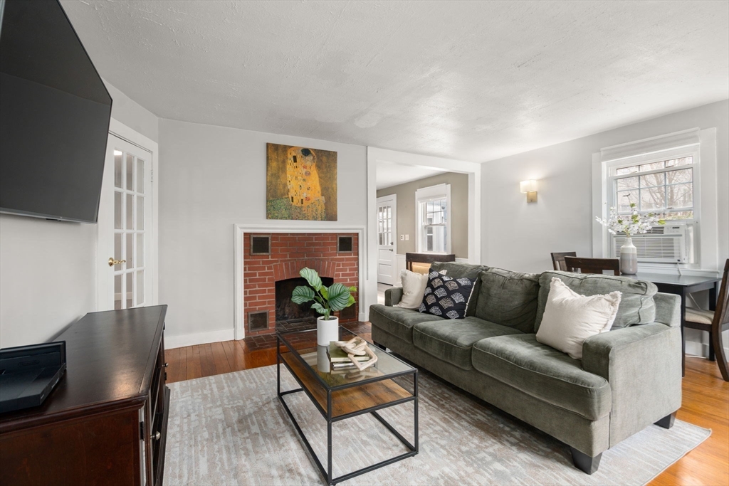 2 Bancroft Street Maynard, MA 01754 - Photo 4 of 38