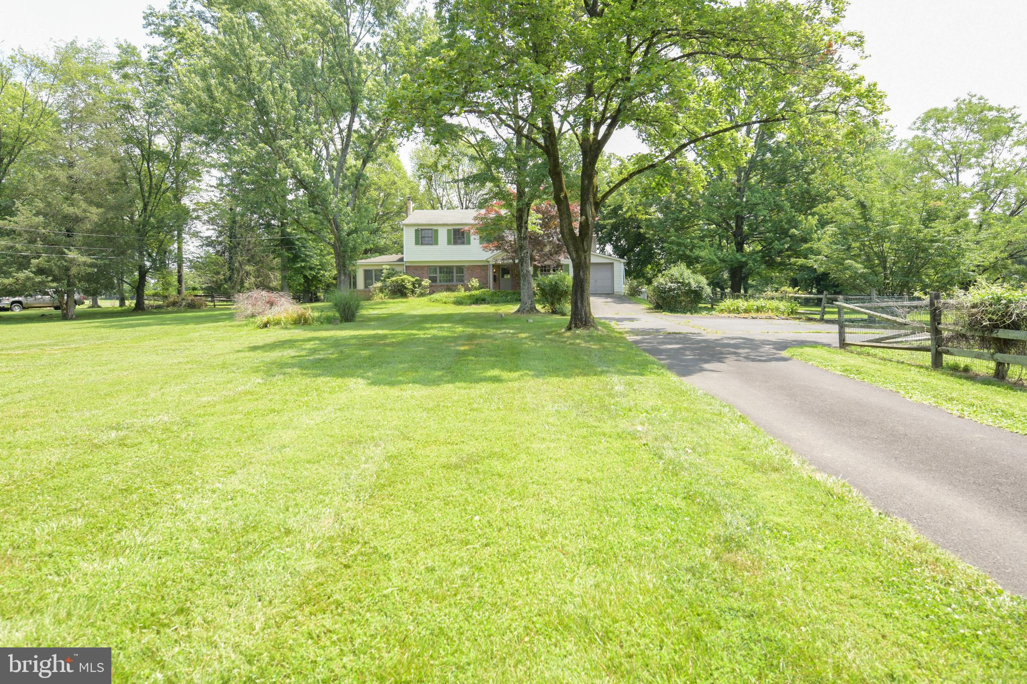 4697 Smith Road Newtown, PA 18940 - Photo 2 of 50 Very private property