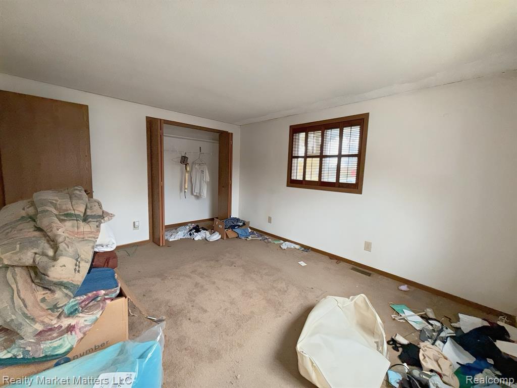 1530 Riley Center Road Memphis, MI 48041 - Photo 8 of 19