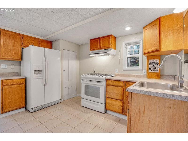 1175 Hines Street Southeast Salem, OR 97302 - Photo 32 of 42