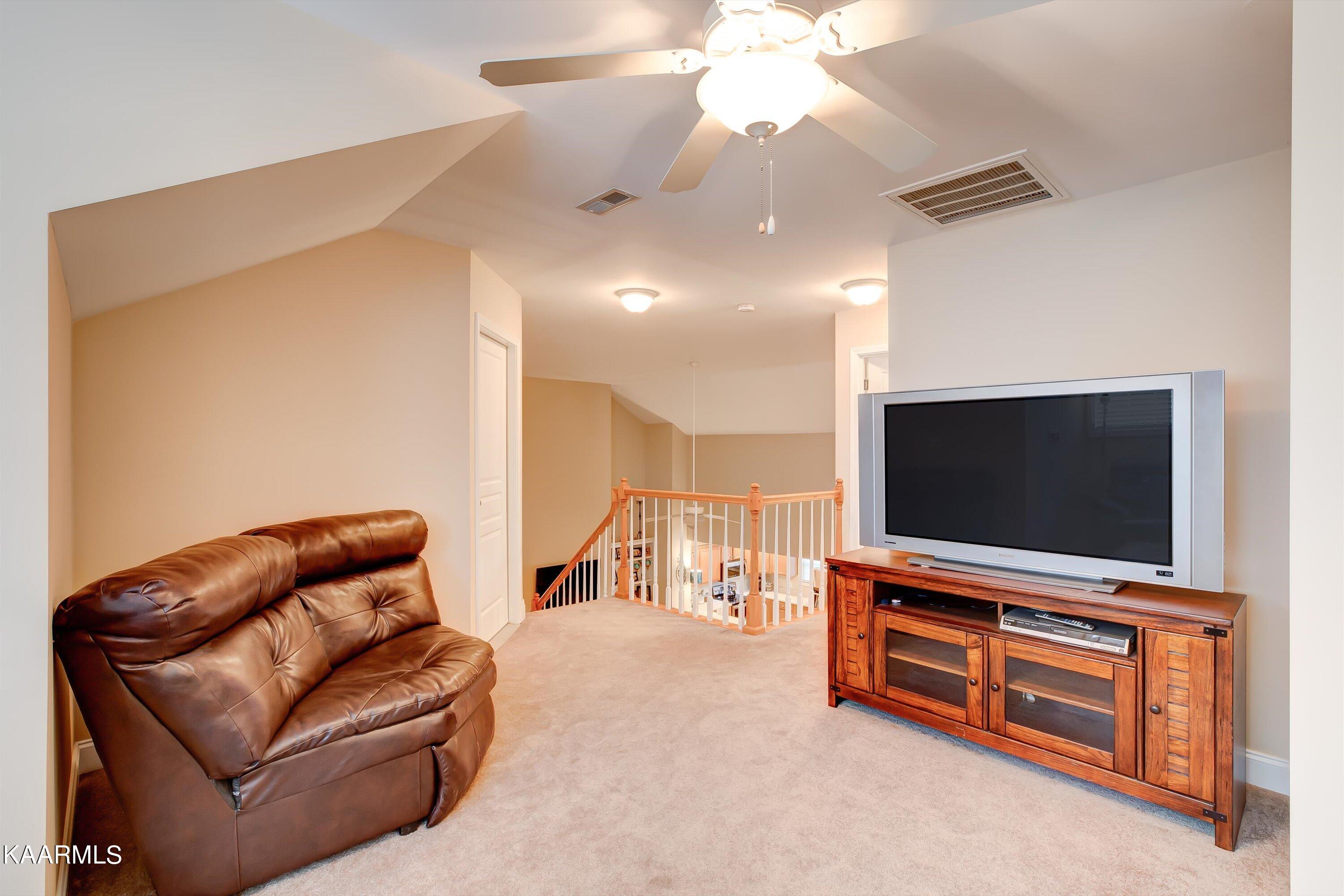 714 Loop Road Knoxville, TN 37934 - Photo 25 of 33 Bonus Room
