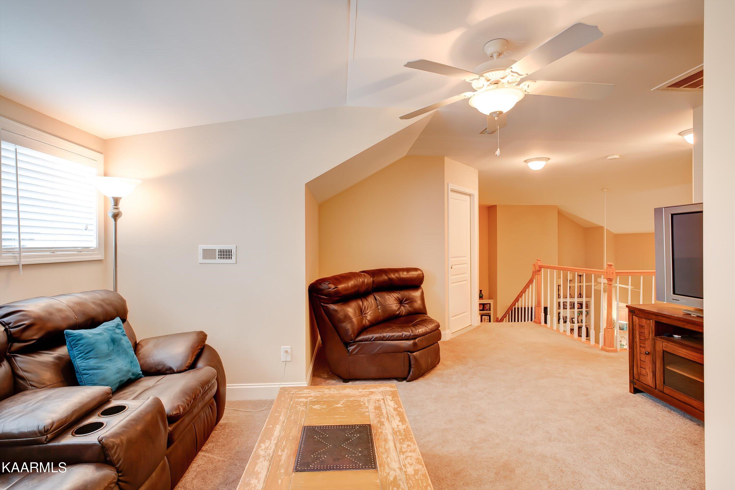 714 Loop Road Knoxville, TN 37934 - Photo 27 of 33 Loft Overlooking Great Room
