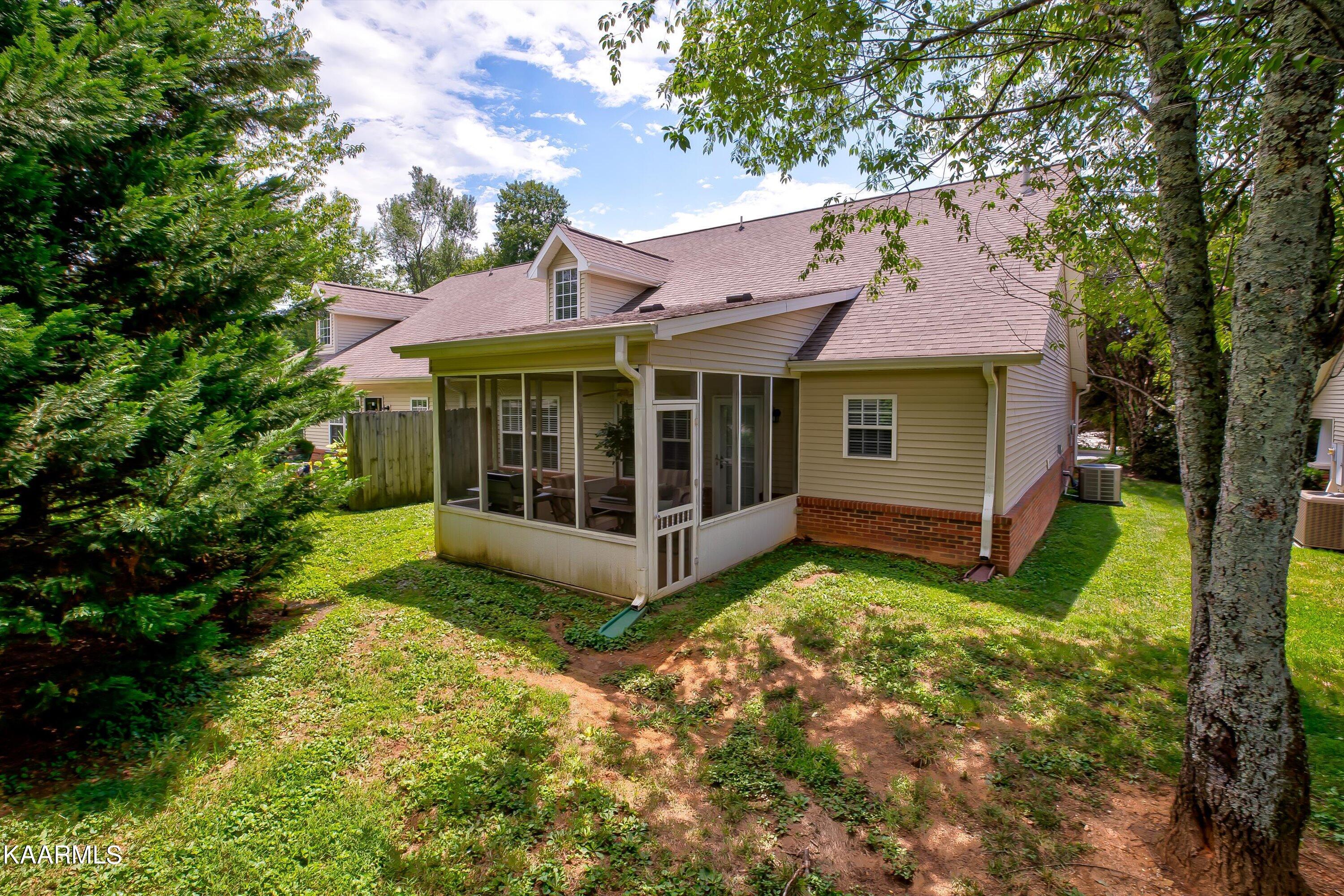 714 Loop Road Knoxville, TN 37934 - Photo 30 of 33 Rear Exterior
