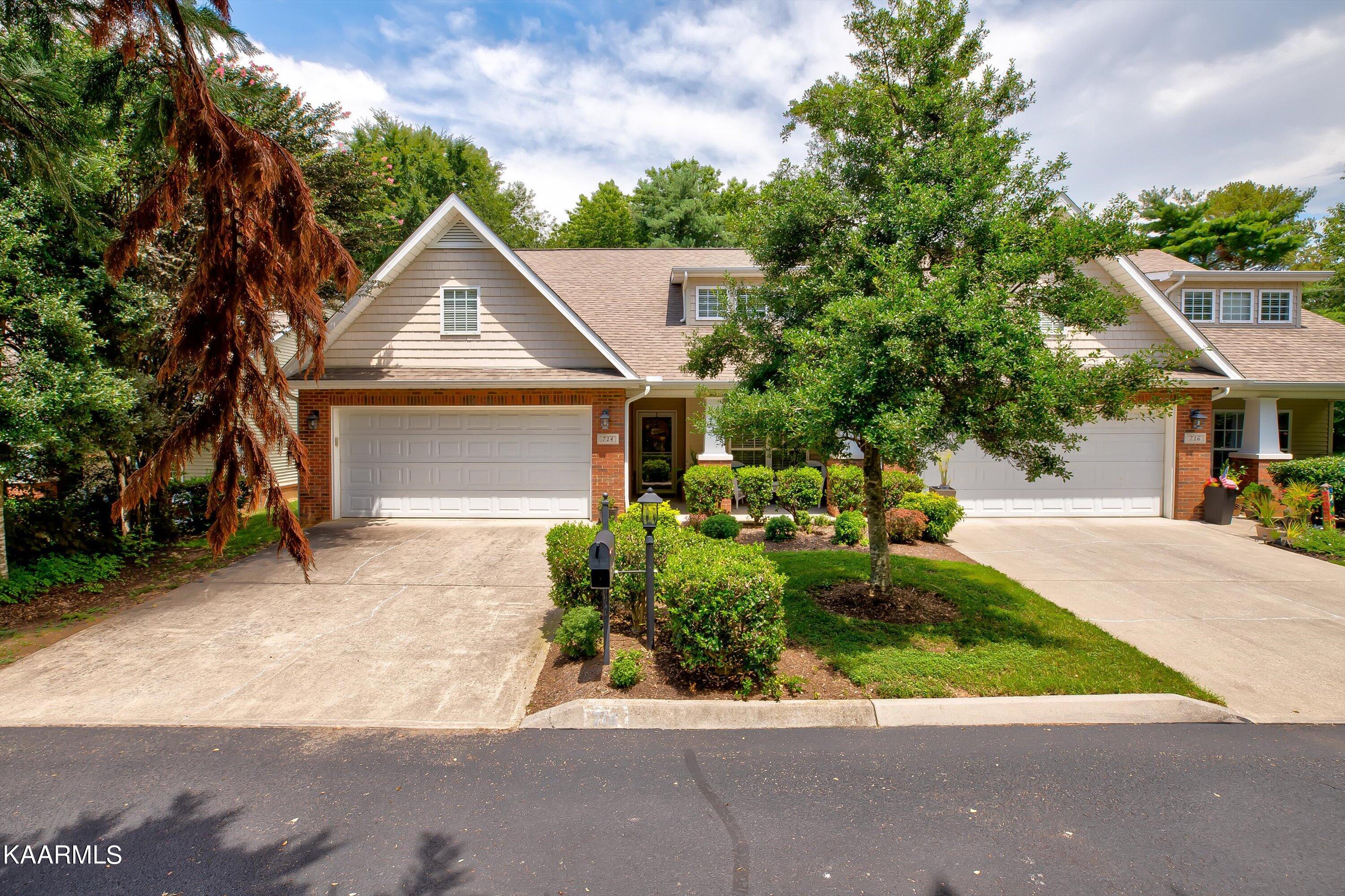 714 Loop Road Knoxville, TN 37934 - Photo 32 of 33 2 Car Garage