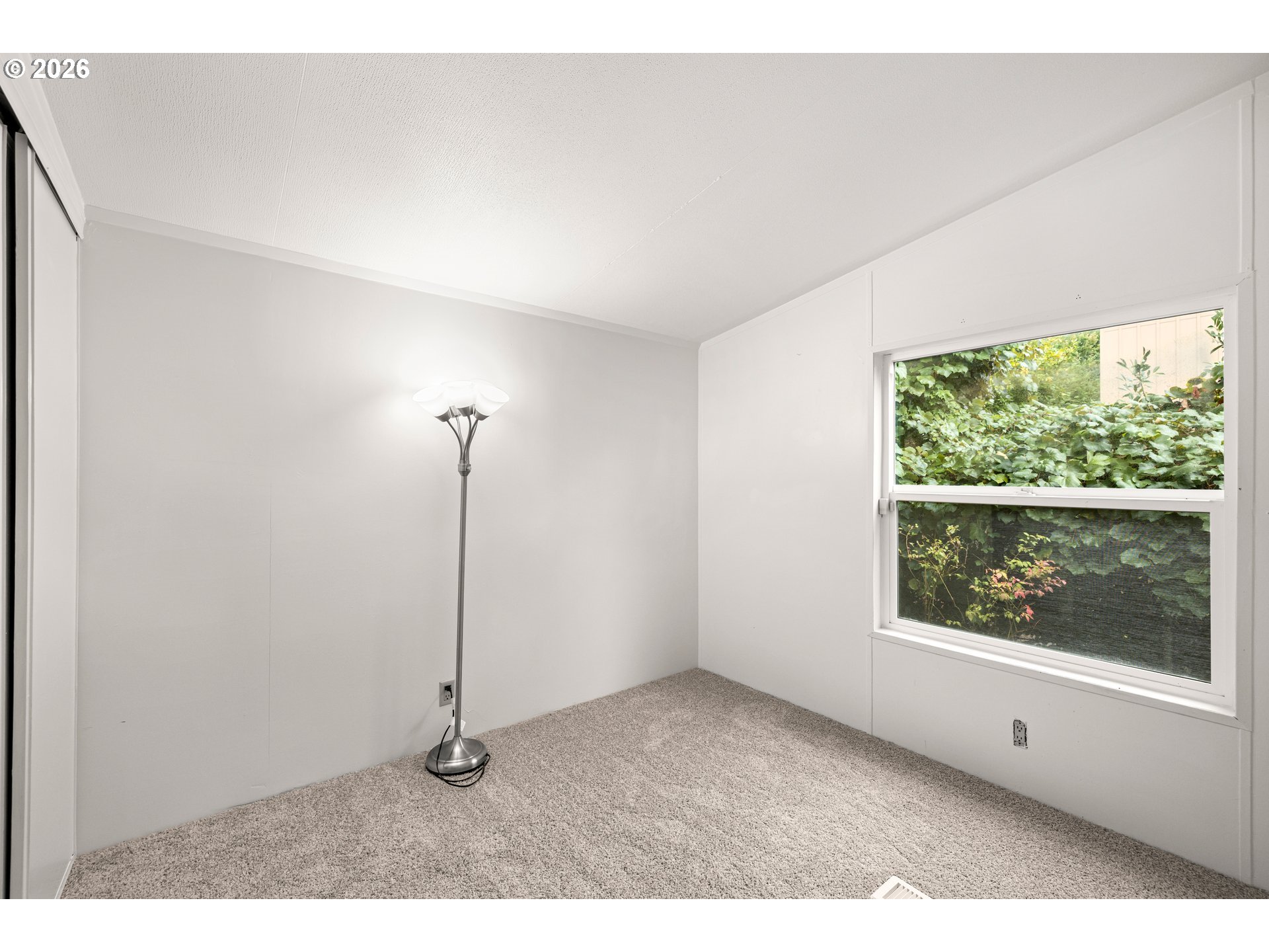 13115 Southeast Foster Road, Unit 22 Portland, OR 97236 - Photo 17 of 40