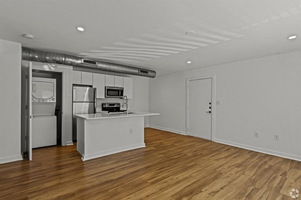 4505 Cedar Springs Road Dallas, TX 75219 - Photo 5 of 13