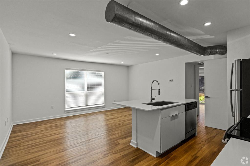 4505 Cedar Springs Road Dallas, TX 75219 - Photo 8 of 13