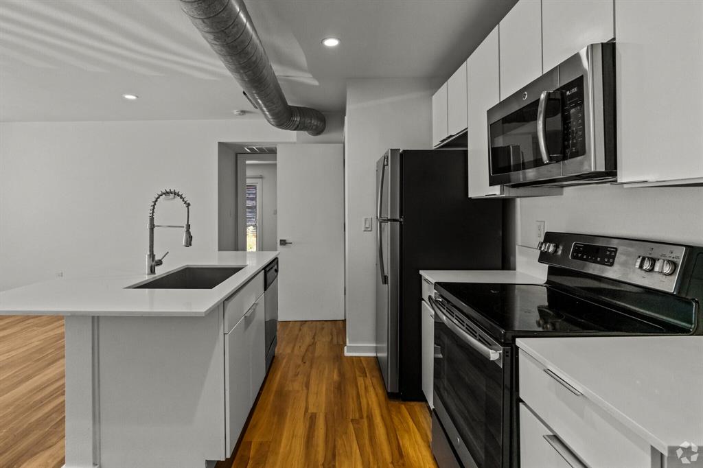 4505 Cedar Springs Road Dallas, TX 75219 - Photo 9 of 13