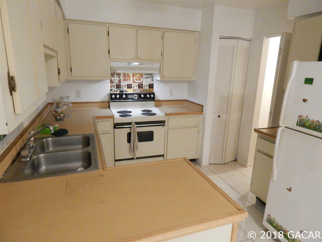 1801 Southwest 68th Terrace Gainesville, FL 32607 - Photo 4 of 26