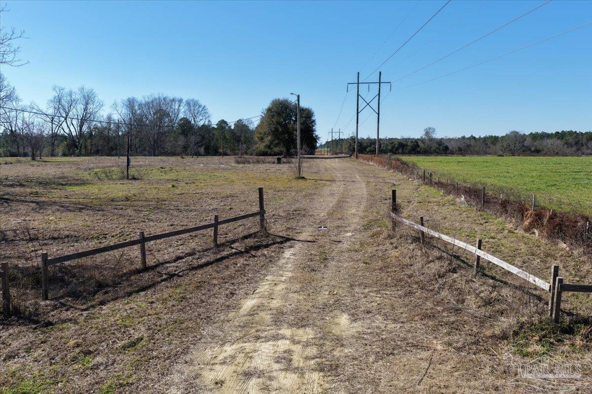 3687 Gordon Land Road Milton, FL 32570 - Photo 14 of 17 Gallery Image 14