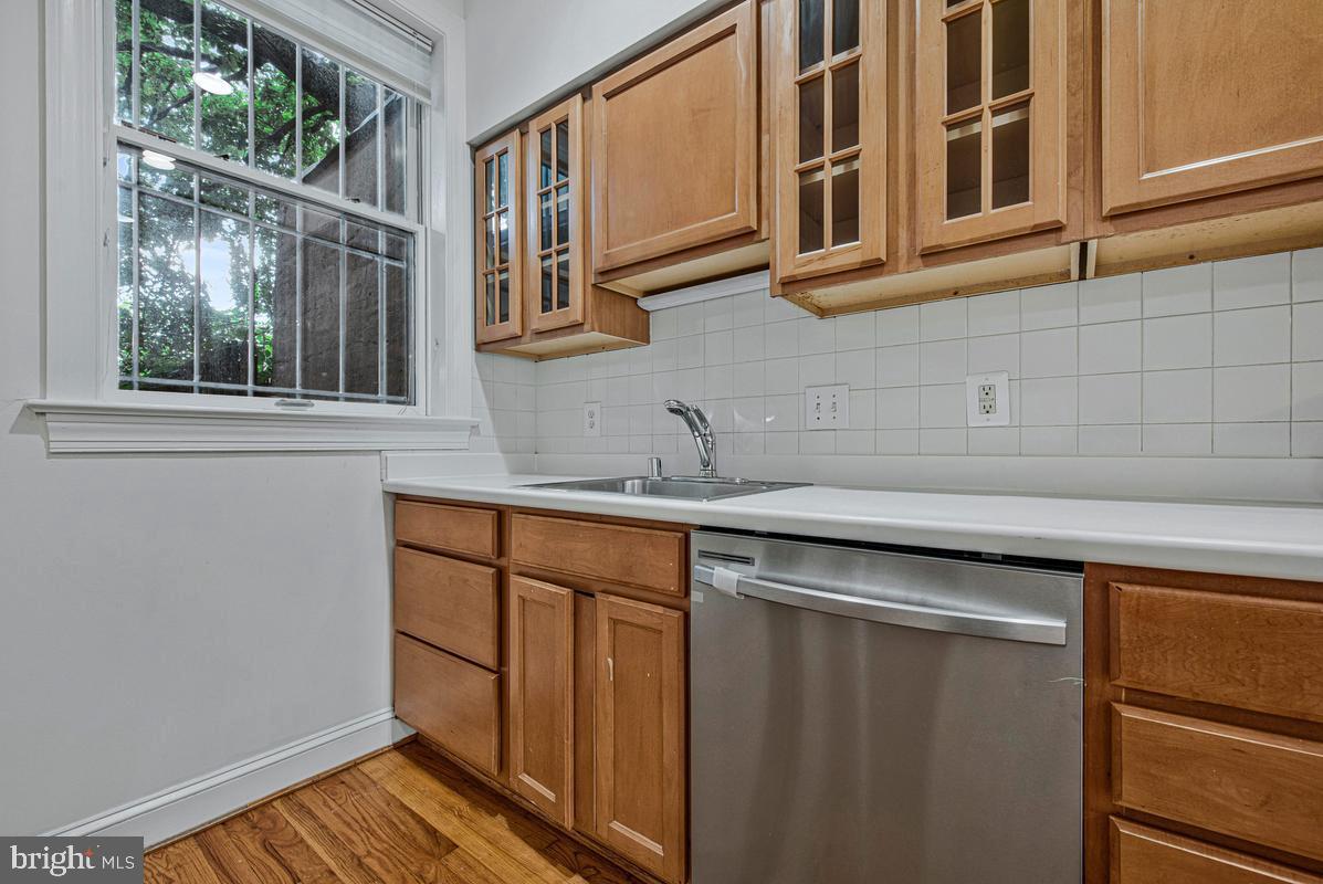 1233 4th Street Northwest Washington, DC 20001 - Photo 16 of 31