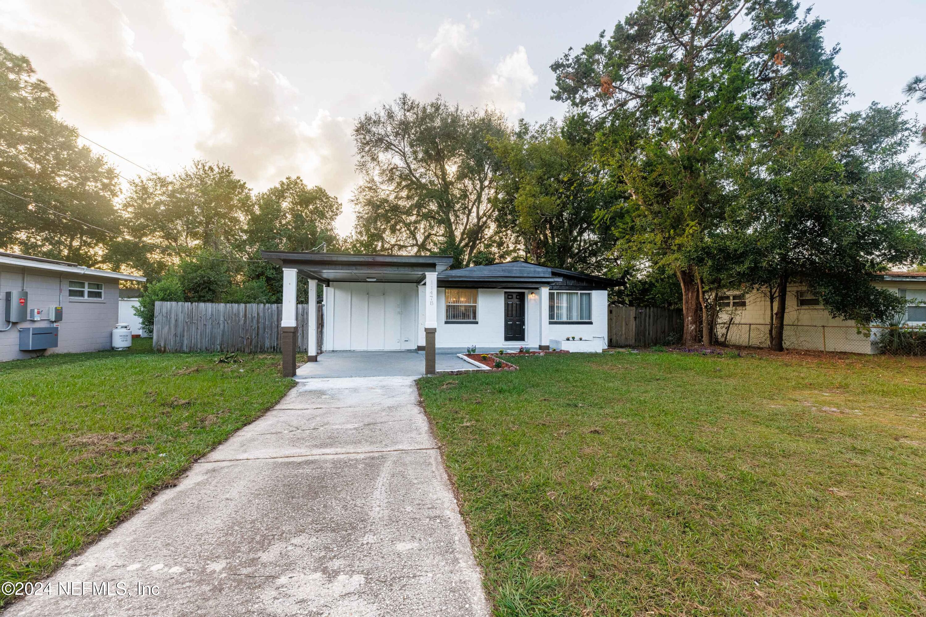 11478 Emuness Road Jacksonville, FL 32218 - Photo 2 of 25 18