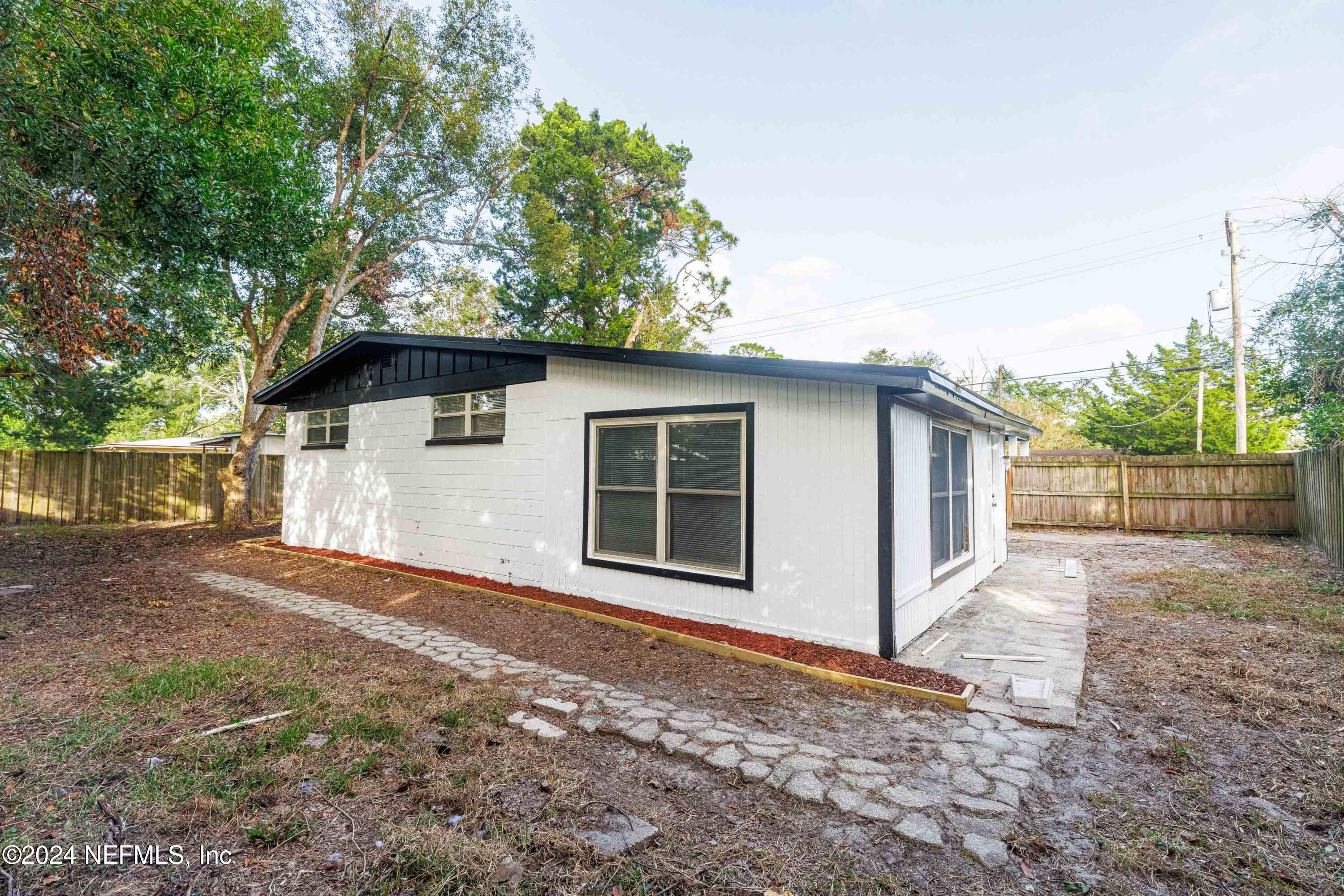 11478 Emuness Road Jacksonville, FL 32218 - Photo 21 of 25 31