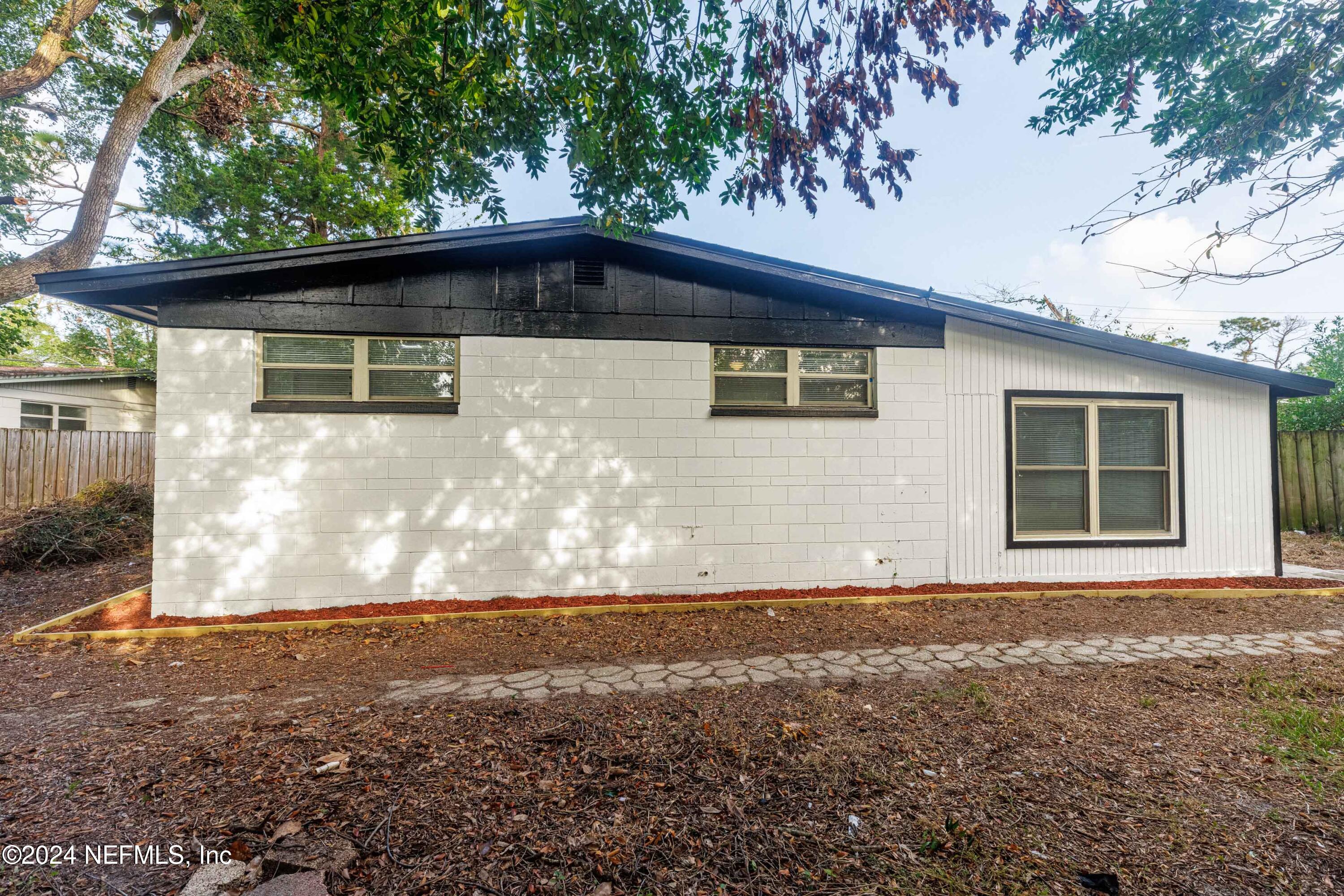 11478 Emuness Road Jacksonville, FL 32218 - Photo 24 of 25 36