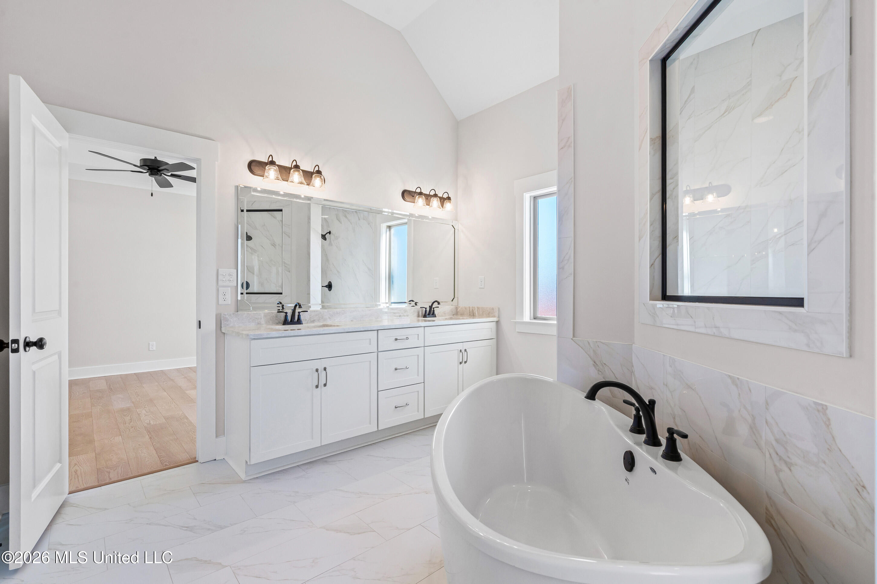 2945 Molly Cove Nesbit, MS 38651 - Photo 13 of 32 15__dsc3924_print