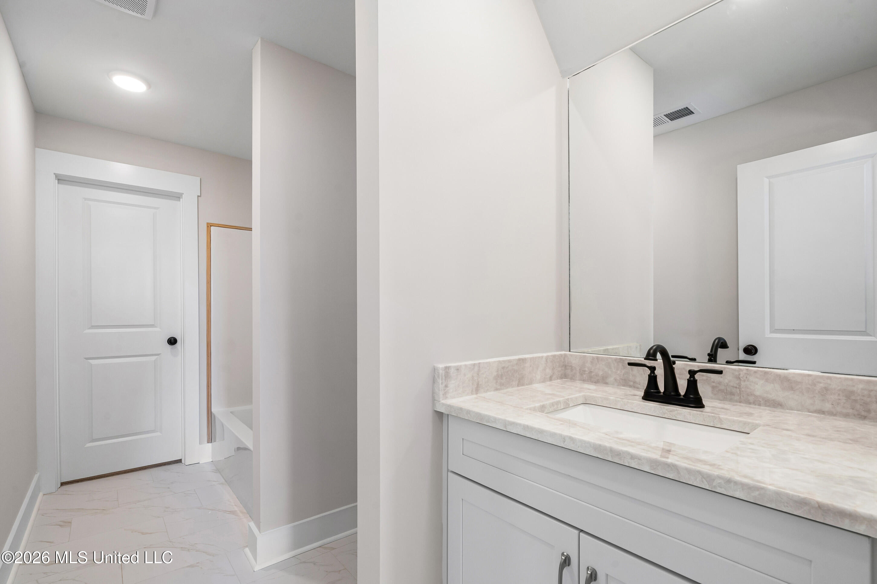 2945 Molly Cove Nesbit, MS 38651 - Photo 23 of 32 24__dsc3951_print