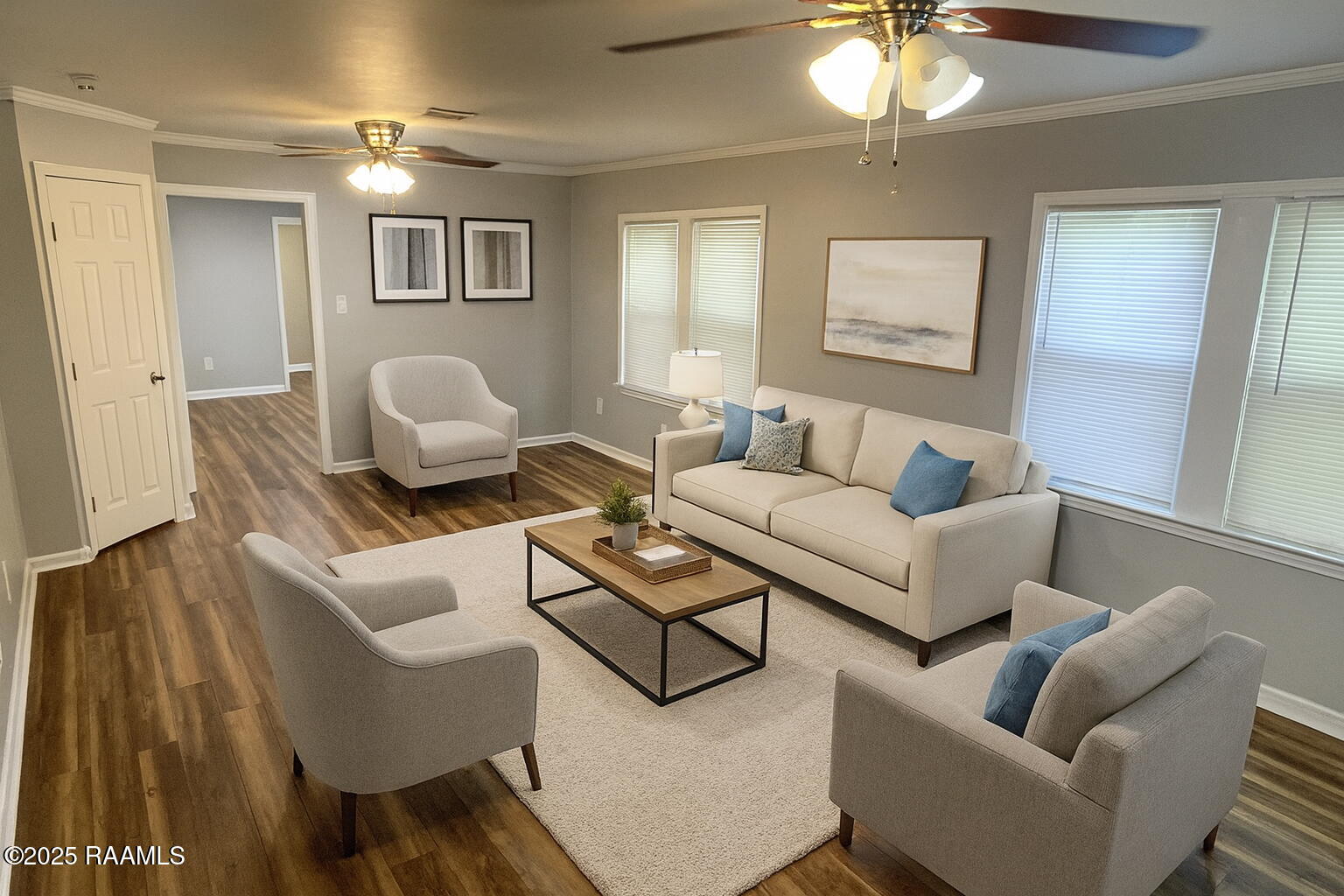 524 Harding Street Lafayette, LA 70503 - Photo 3 of 16 HardingVR-LivingArea