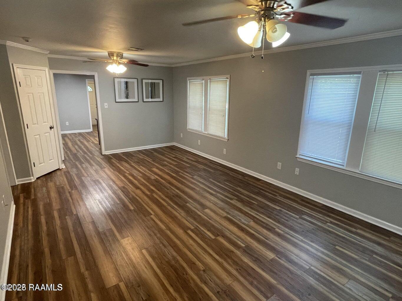 524 Harding Street Lafayette, LA 70503 - Photo 4 of 16 20220808225003065513000000-o (1)