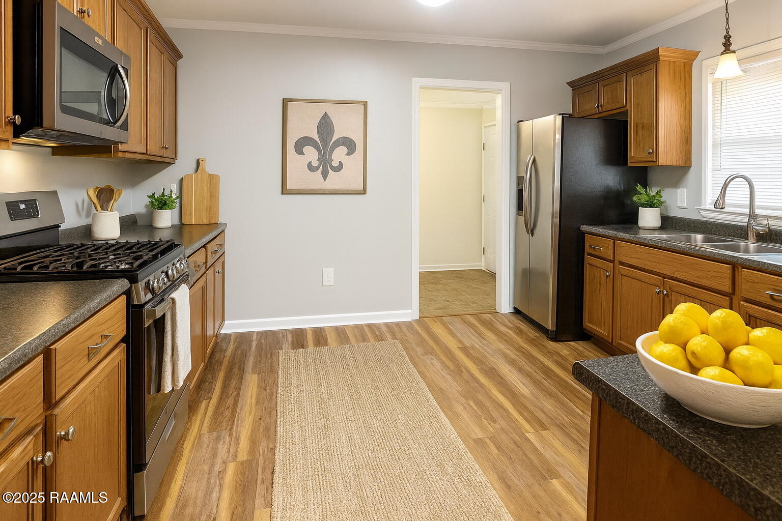 524 Harding Street Lafayette, LA 70503 - Photo 5 of 16 HardingVR-Kitchen2