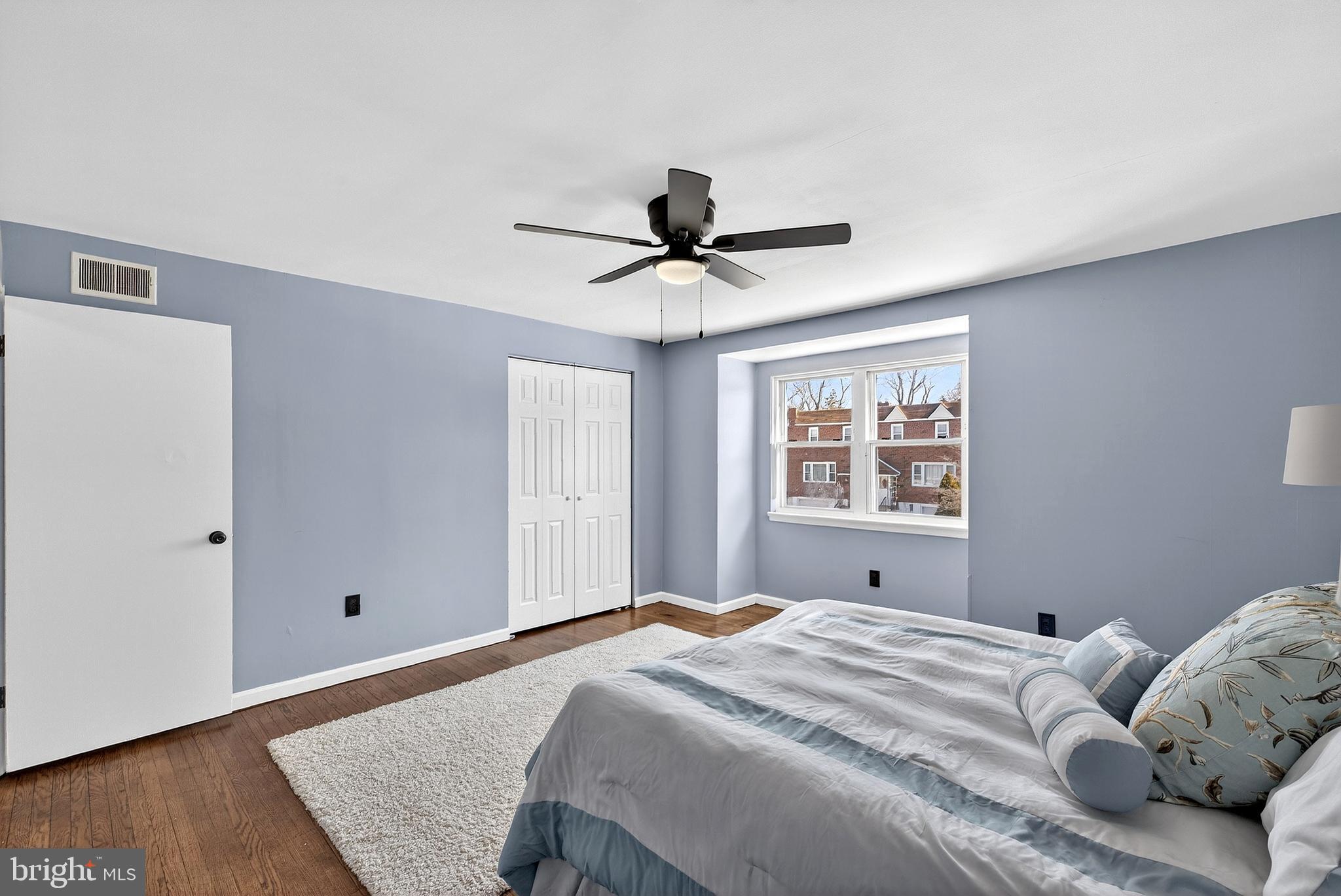 1216 Harshaw Road Brookhaven, PA 19015 - Photo 22 of 38 a bedroom with a bed and a window