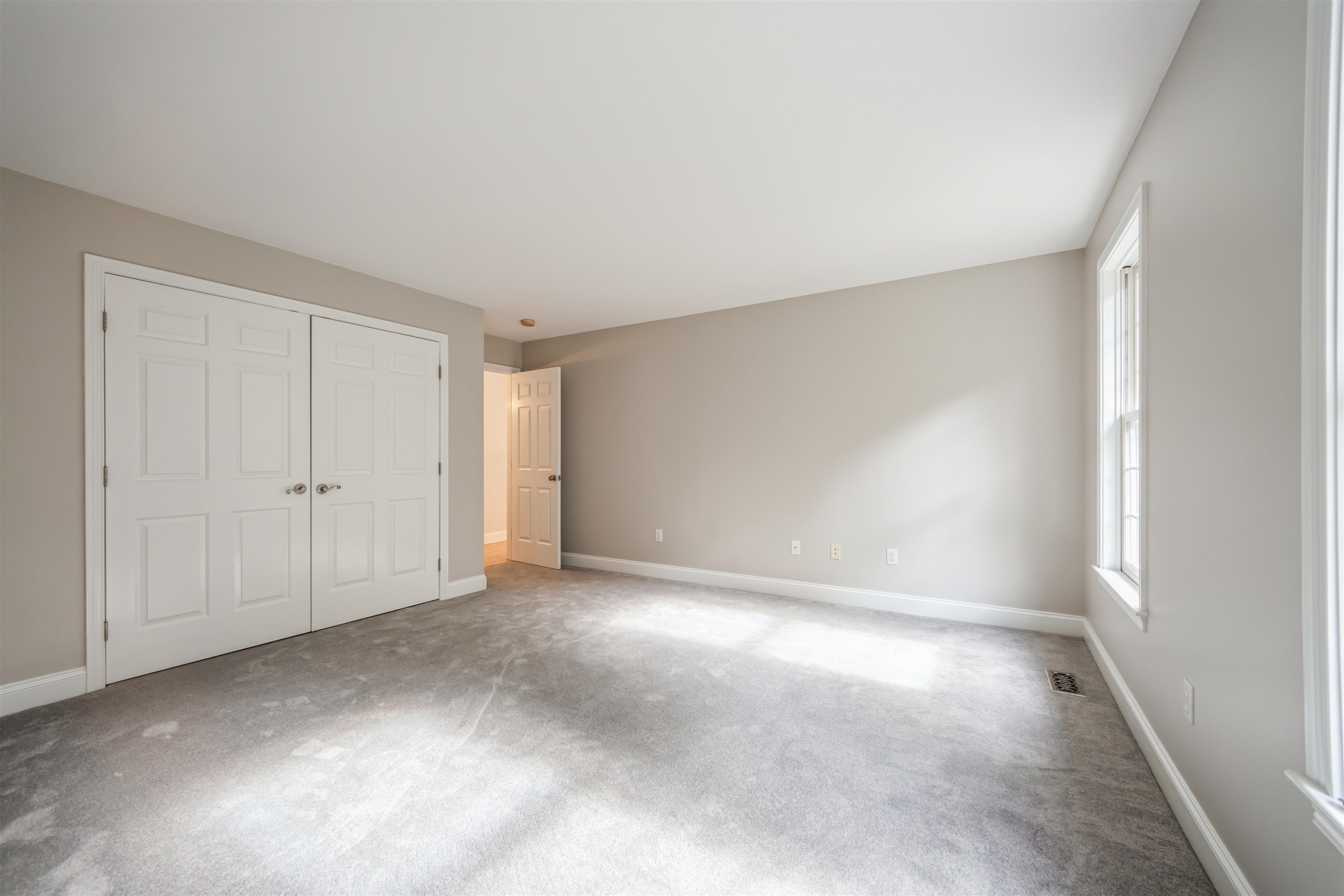 1 O'Neil Way Amherst, NH 03031 - Photo 17 of 38