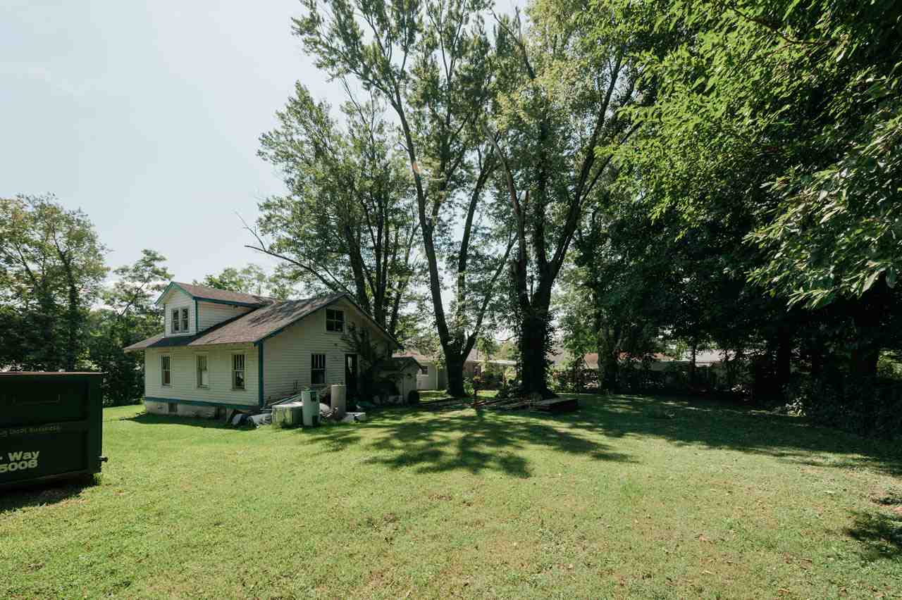 7158 South Strain Ridge Road Bloomington, IN 47401 - Photo 2 of 7