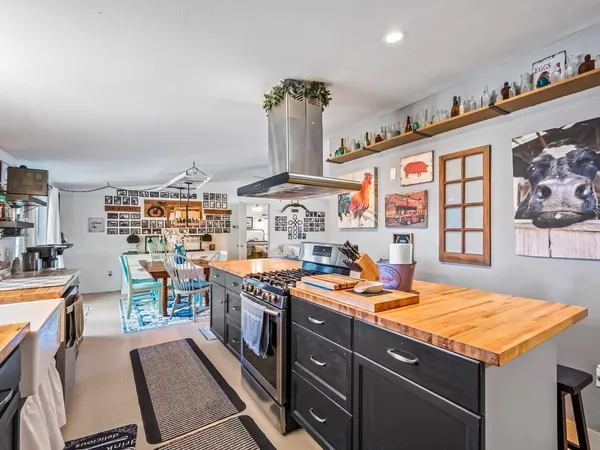 $299,900 | 32 Ward Street, St. Marks, FL 32355