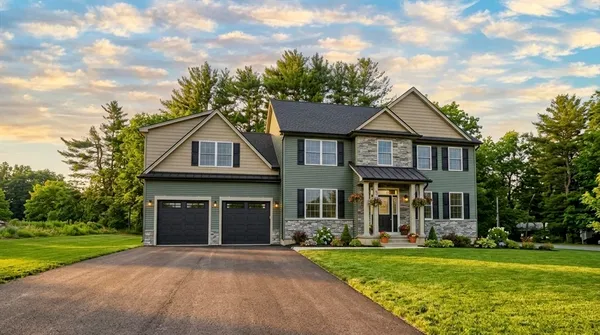 $950,000 | 1 Scarlett Drive, East Longmeadow, MA 01028