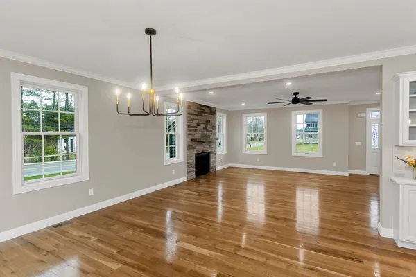 $950,000 | 1 Scarlett Drive, East Longmeadow, MA 01028