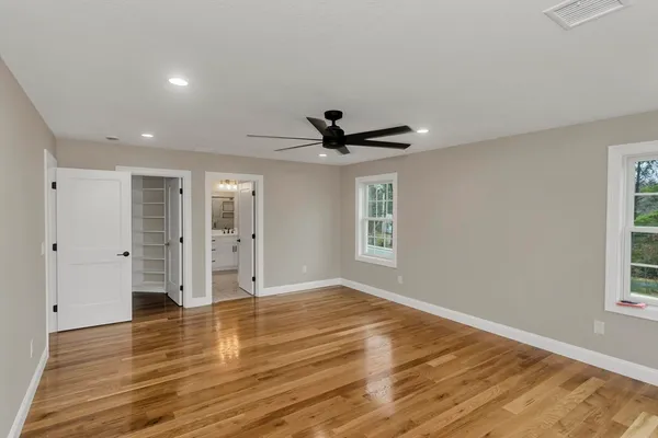 $950,000 | 1 Scarlett Drive, East Longmeadow, MA 01028