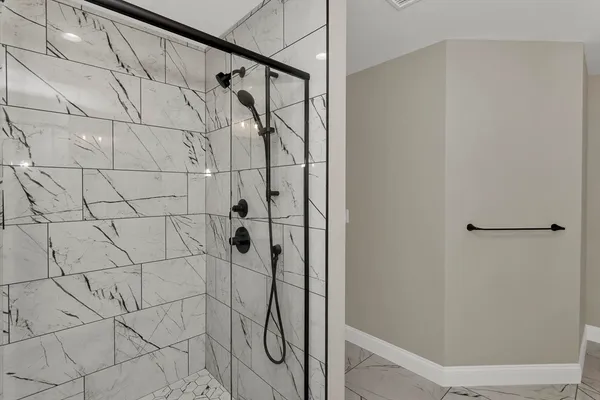 $950,000 | 1 Scarlett Drive, East Longmeadow, MA 01028