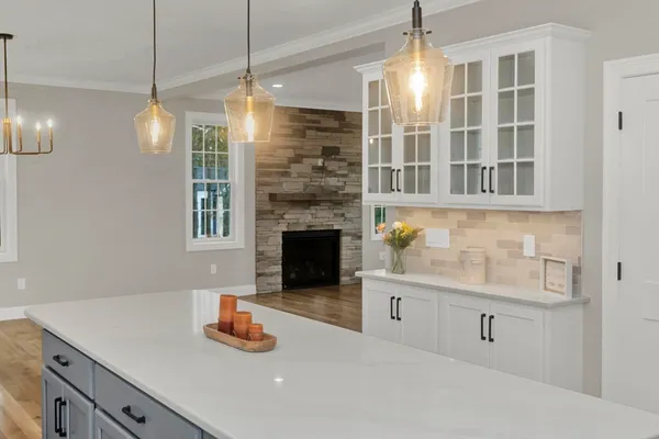 $950,000 | 1 Scarlett Drive, East Longmeadow, MA 01028