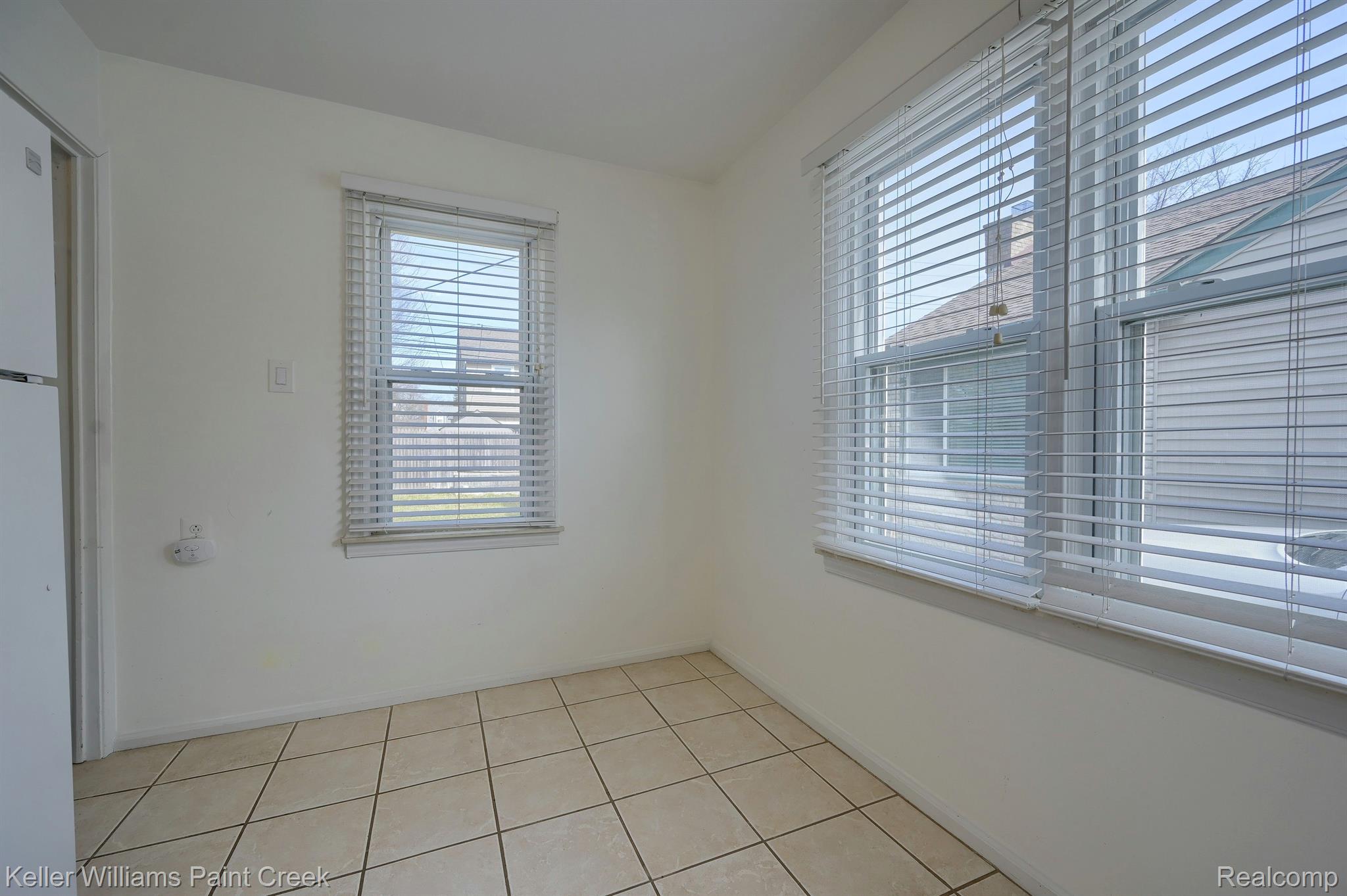 2060 Columbia Road Berkley, MI 48072 - Photo 8 of 18 Gallery Image 8