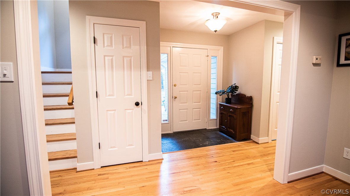 13919 Bayport Landing Road Midlothian, VA 23112 - Photo 3 of 38 Spacious Foyer