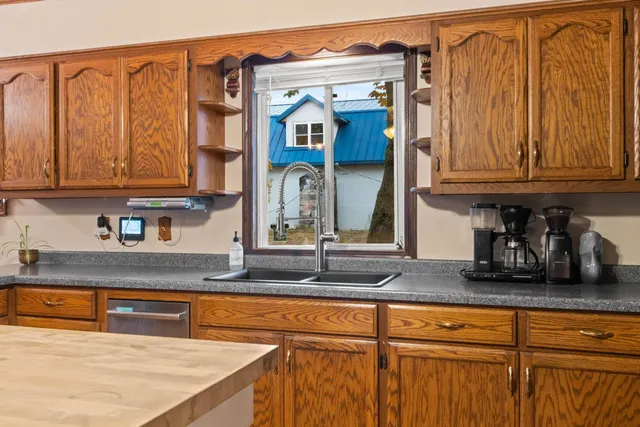 $379,900 | 4132 Bayside Road, Suamico, WI 54173