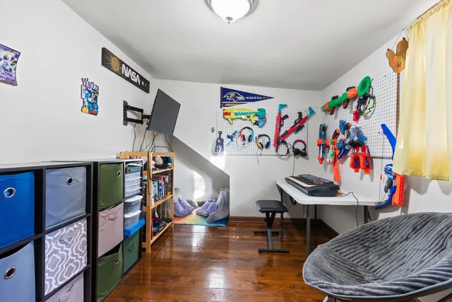 $379,900 | 4132 Bayside Road, Suamico, WI 54173