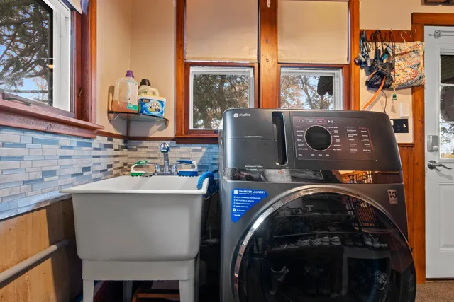 $379,900 | 4132 Bayside Road, Suamico, WI 54173