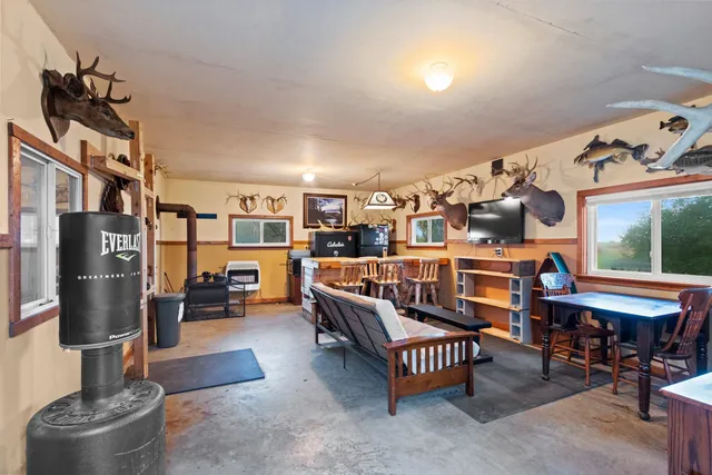 $379,900 | 4132 Bayside Road, Suamico, WI 54173