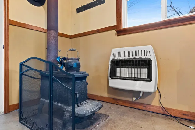 $379,900 | 4132 Bayside Road, Suamico, WI 54173