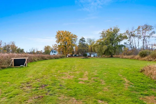 $379,900 | 4132 Bayside Road, Suamico, WI 54173