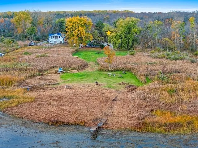 $379,900 | 4132 Bayside Road, Suamico, WI 54173