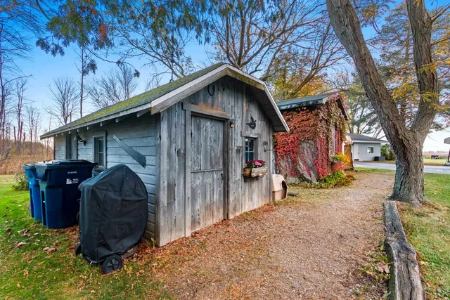 $379,900 | 4132 Bayside Road, Suamico, WI 54173