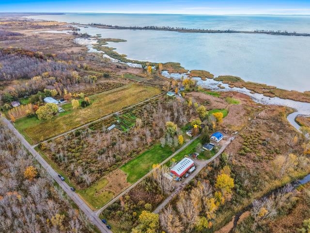 4132 Bayside Road Suamico, WI 54173 - Photo 71 of 82