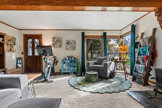 $379,900 | 4132 Bayside Road, Suamico, WI 54173