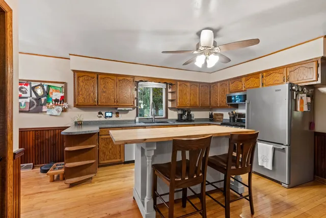 $379,900 | 4132 Bayside Road, Suamico, WI 54173