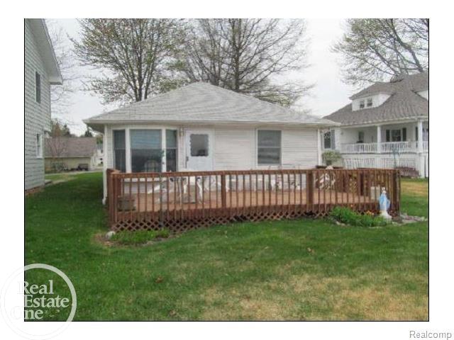 9423 North River Road Algonac, MI 48001 - Photo 1 of 18